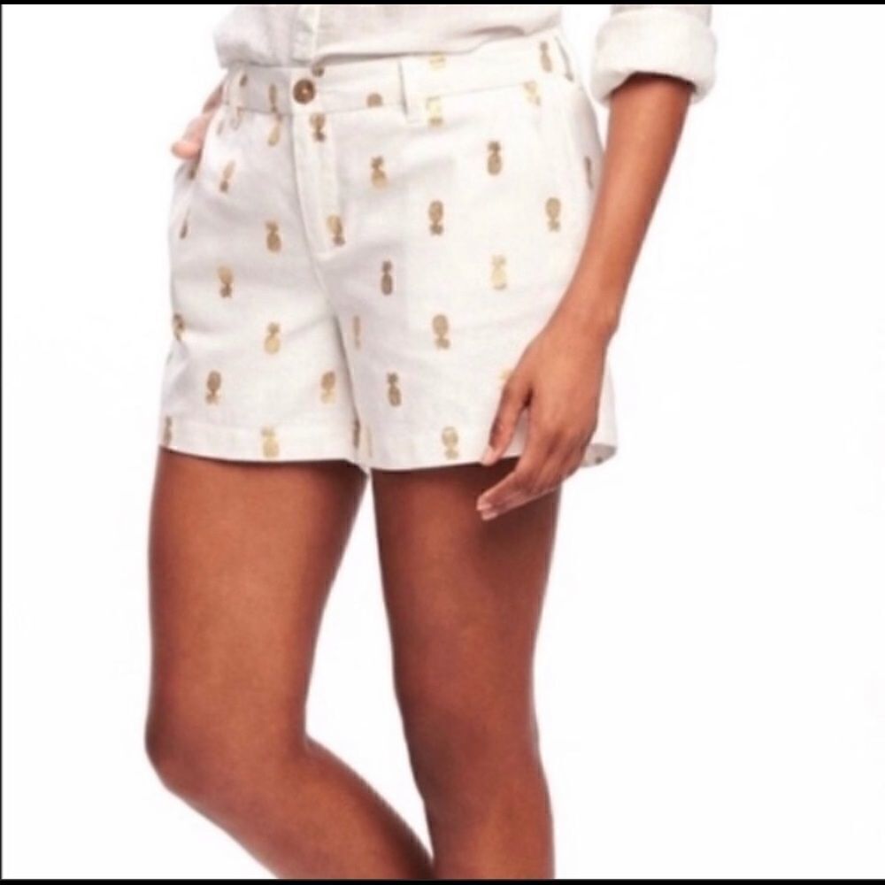 2/$20 Old Navy Gold Pineapple Print Linen Blend Shorts